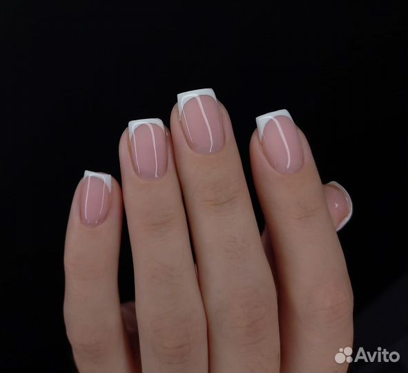 Наращивание ногтей / маникюр