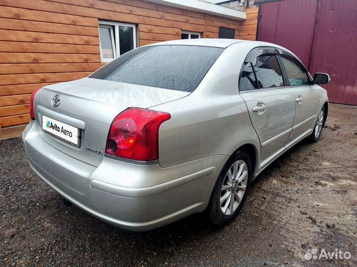 Toyota Avensis 2.2 МТ, 2006, 327 000 км