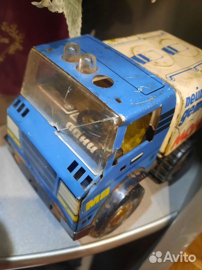 Игрушка машинка железная СССР