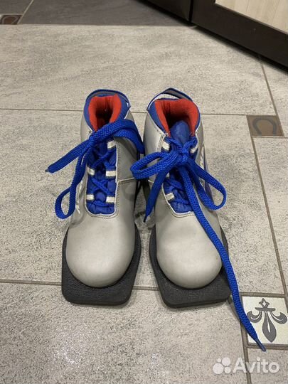 Детские лыжные ботинки 31 размер