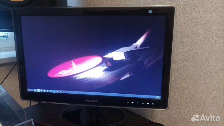 Монитор Samsung SyncMaster XL2370