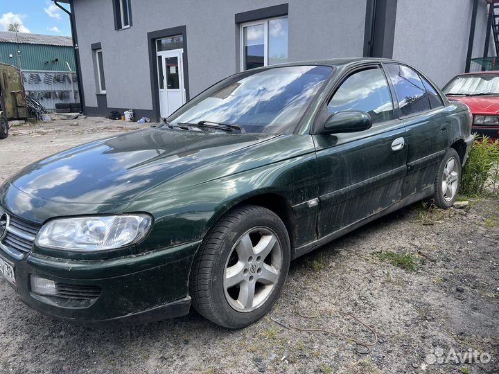 В разборе Opel Omega B