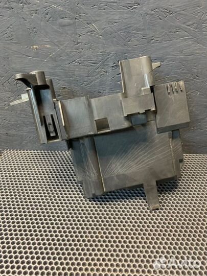 Кронштейн блока управления двигателем передний Bmw