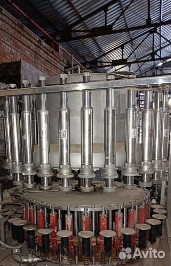 Автомат розлива гравитационный 0,5 стекло.28 голов