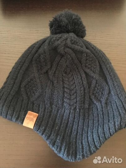 Шапки,шлем,шарфы,краги,тапки,сумка,подтяжки