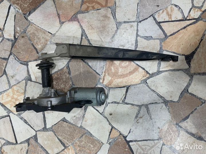 Моторчик заднего дворника Ford Focus хэтчбэк 1.6