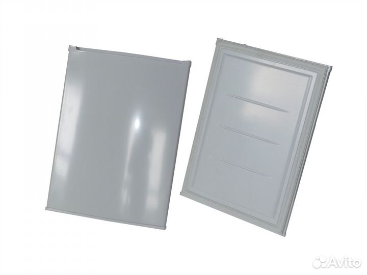 Дверь морозильной камеры Бирюса 14 в сборе