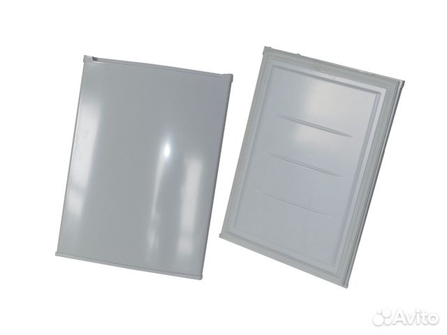 Дверь морозильной камеры Бирюса 14 в сборе