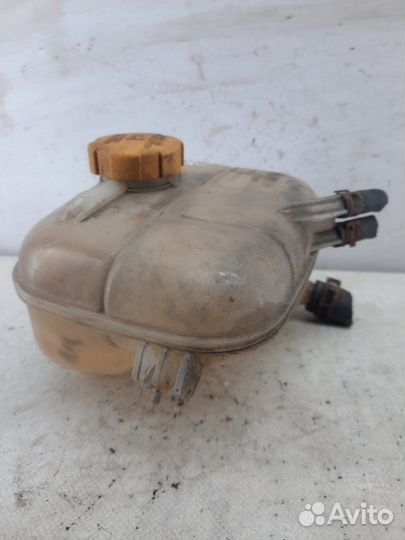 Бачок расширительный Opel Astra хэтчбэк 3 дв. 1.6