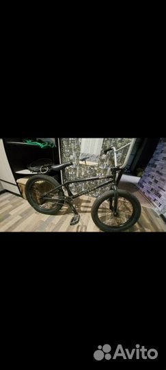 Велосипед BMX revolrt