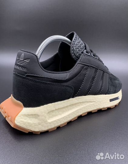 Кроссовки Adidas Retropy e5