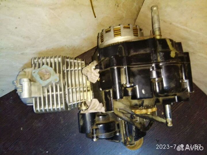 Продам двигатель (на запчасти)