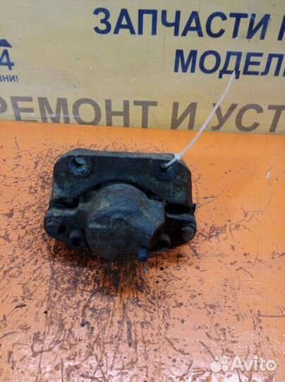 Суппорт передний левый Renault Logan 1 2004-2014