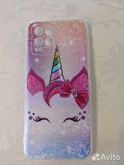 Чехлы на телефон Realme 8 новые и стекла