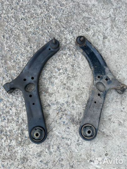 Рычаг передний Hyundai Solaris 1