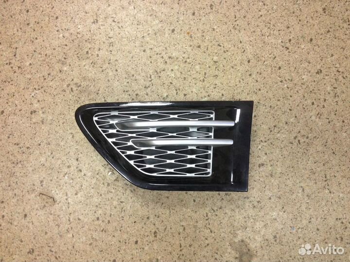 Решетка левый передний Land Rover Range Rover Spor