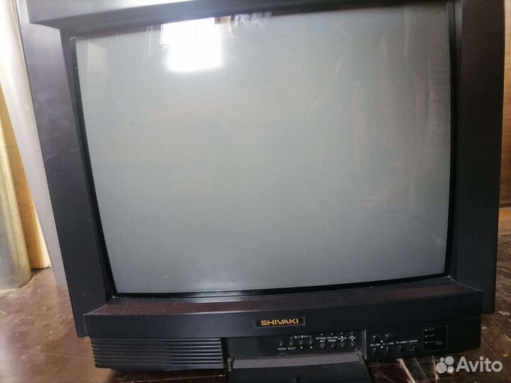 Телевизор Samsung и Shivaki