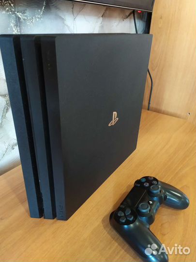 Sony PS4 pro 1tb