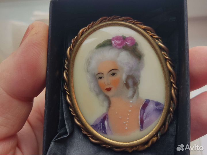 Брошь камея антикварная