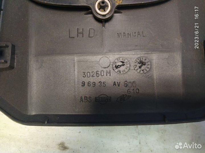 Кожух рычага МКПП Nissan Primera 01-08