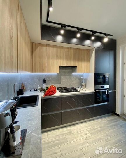 Кухня под потолок из мдф на заказ