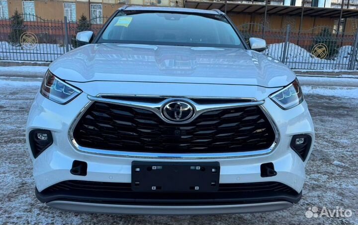 Toyota Highlander 2.0 AT, 2024, 15 км