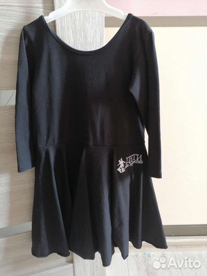 Купальник платье дети на паркете