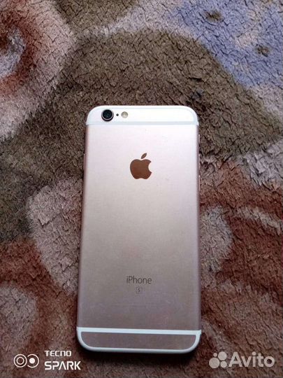 Телефон iPhone 6s
