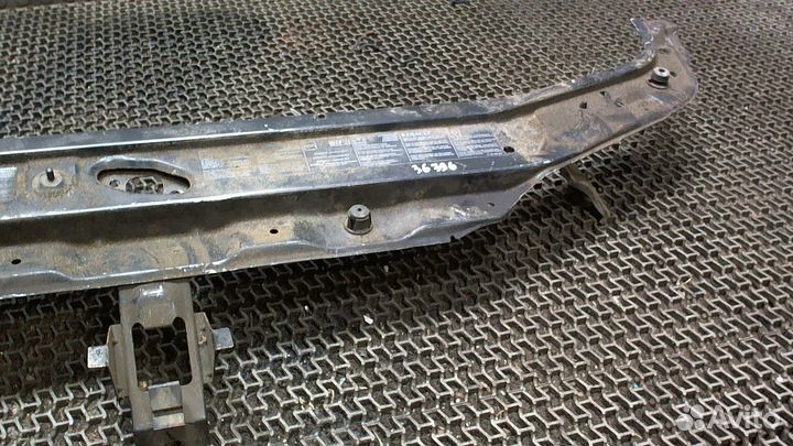 Рамка капота Renault Laguna 2, 2001