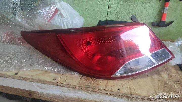 Фара задняя левая на хендай солярис 2