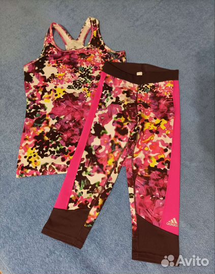 Костюм для фитнеса