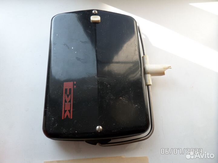 Щетка для чистки ковров 