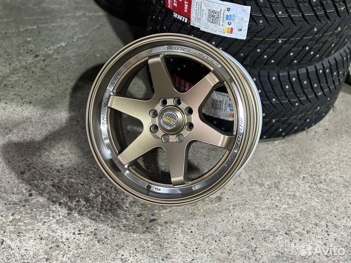 R15 4x98 Rays TE37 Bronze