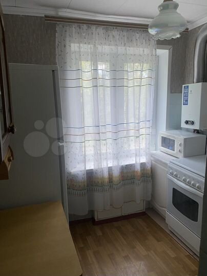 2-к. квартира, 40 м², 3/5 эт.
