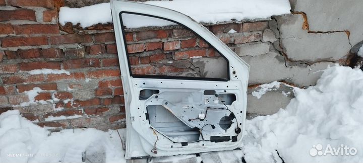 Дверь передняя левая Datsun mi-Do 2015 801015PA0C