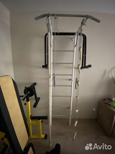 Шведская стенка с турником