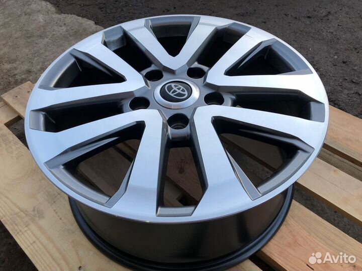 20R Новые Диски на Land Cruiser 200 Excalibur