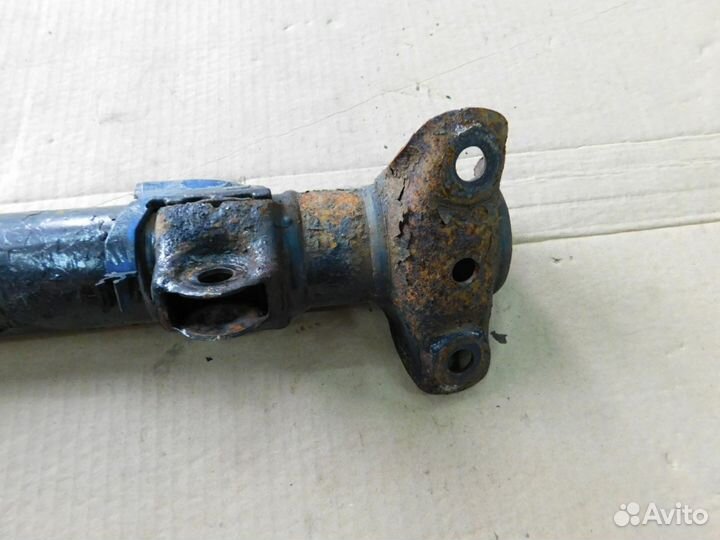 Передние амортизаторы на Mercedes E-Class W124