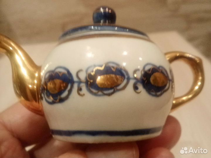 Чайник маленький старая Гжель