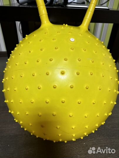 Мяч попрыгун