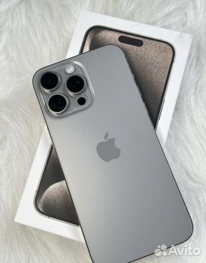 iPhone 15 Pro Max, 256 ГБ