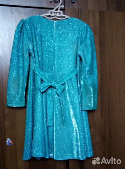 Платье праздничное