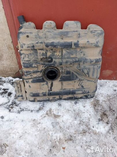 Топливный бак Mercedes Vito w638 OM 601 дизель