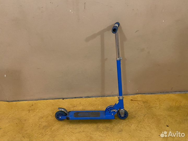 Трюковой самокат