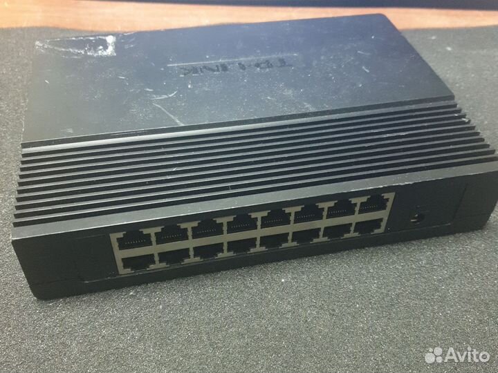 Коммутатор неуправляемый 16 портов 10/100 Mbps