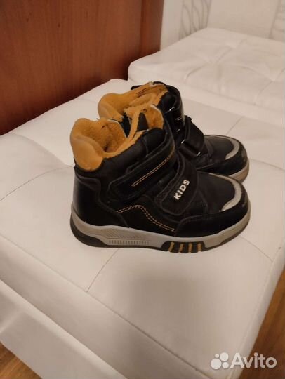 Ботинки демисезонные 24 размер бу