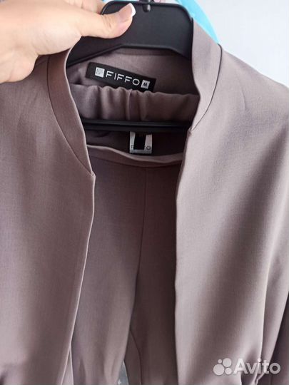 Костюм классический женский 42 44