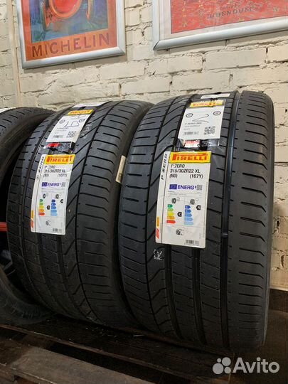 Pirelli P Zero 315/30 R22 и 295/35 R21 107Y