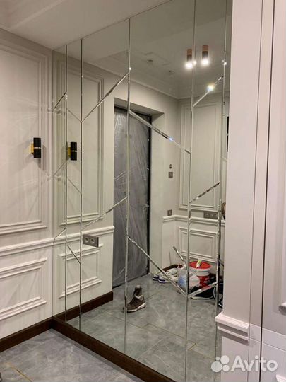 Зеркальное панно с фацетом любой формы