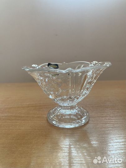 Салатник на ножке Богемское стекло